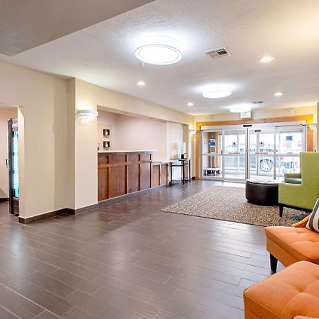 Comfort Inn & Suites And Suites Fredericksburg Eksteriør bilde