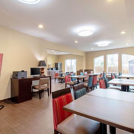 Comfort Inn & Suites And Suites Fredericksburg Eksteriør bilde