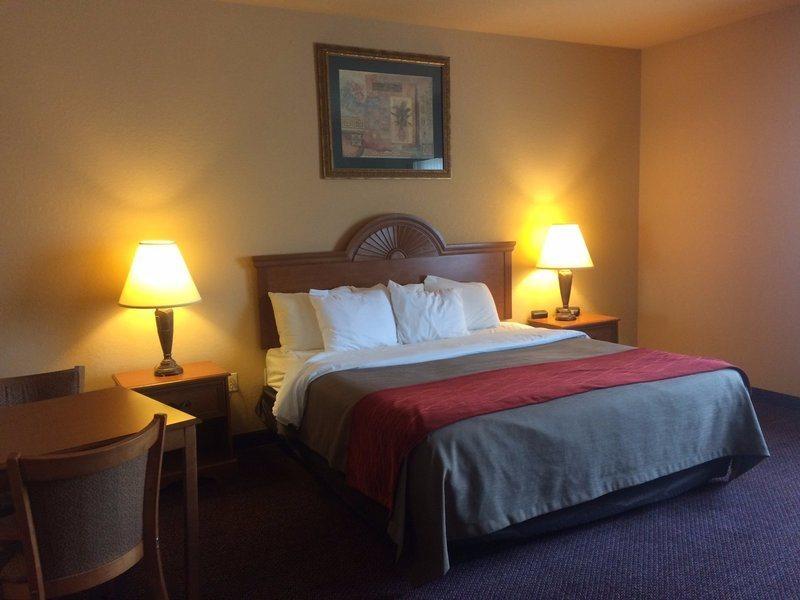 Comfort Inn & Suites And Suites Fredericksburg Eksteriør bilde