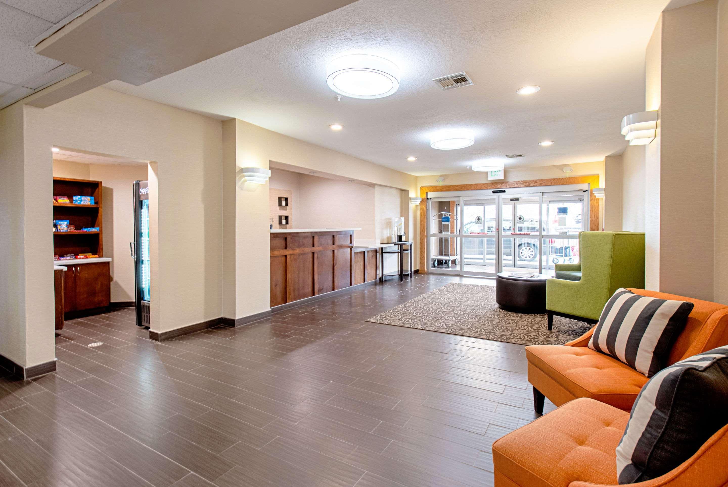Comfort Inn & Suites And Suites Fredericksburg Eksteriør bilde