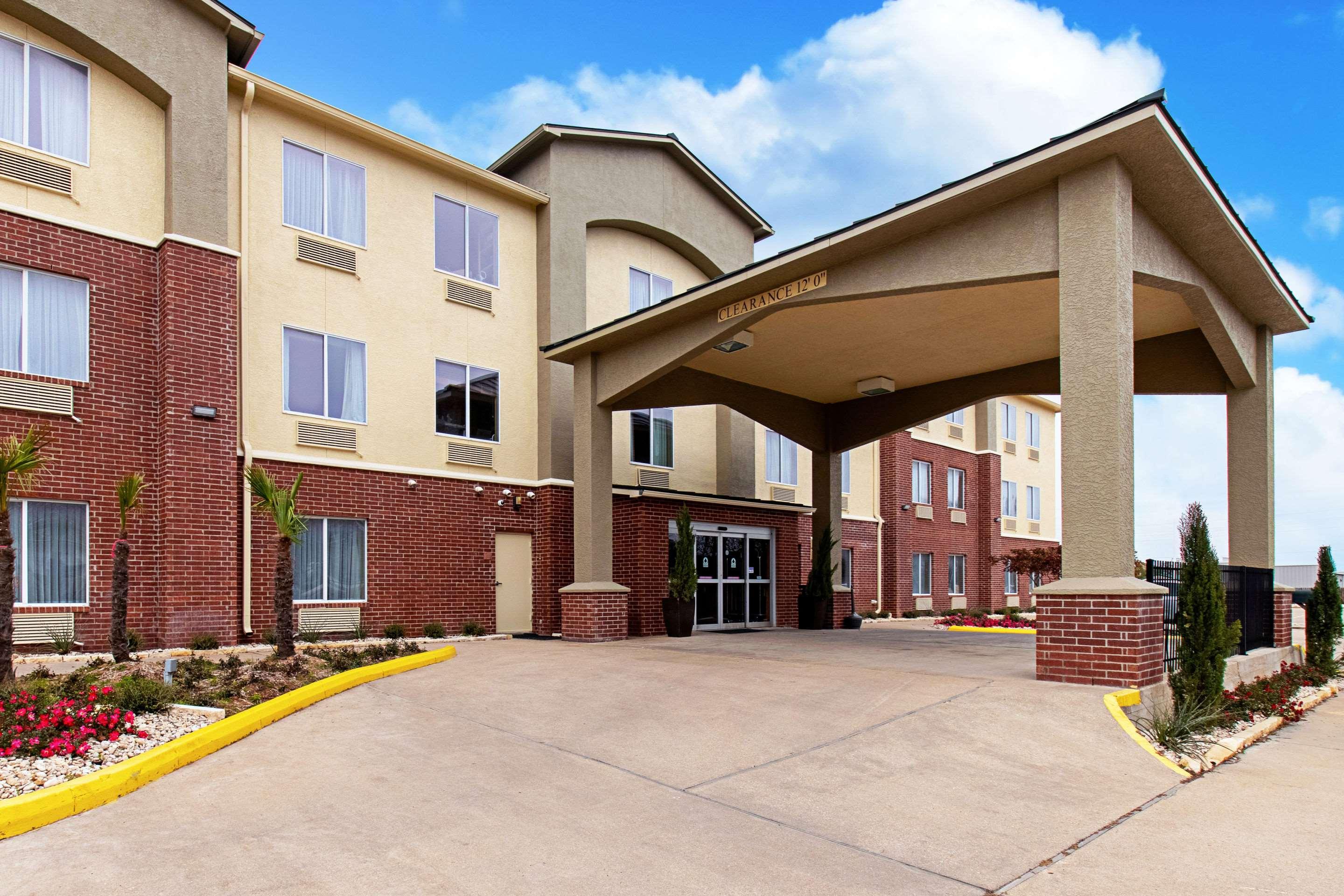 Comfort Inn & Suites And Suites Fredericksburg Eksteriør bilde
