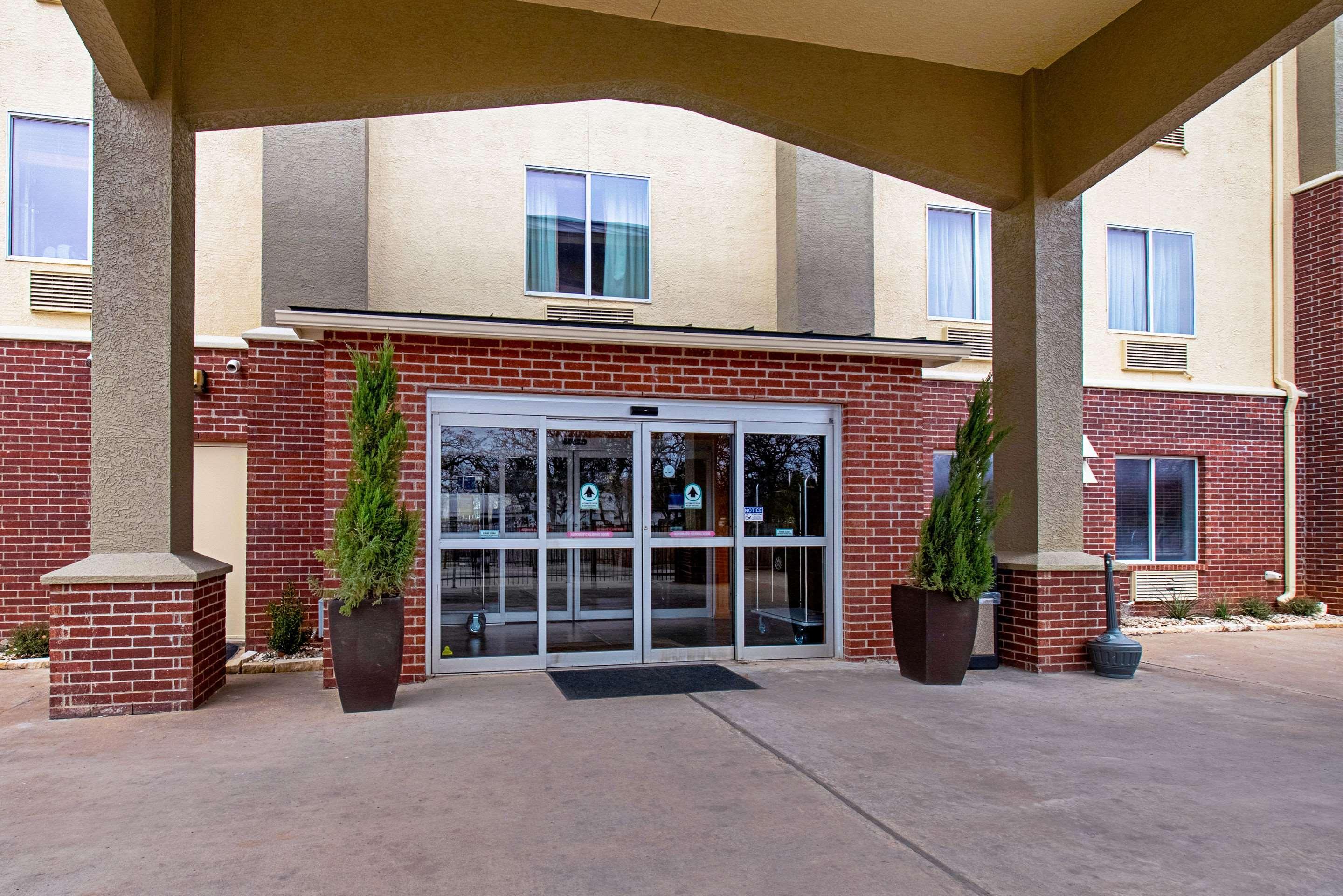 Comfort Inn & Suites And Suites Fredericksburg Eksteriør bilde