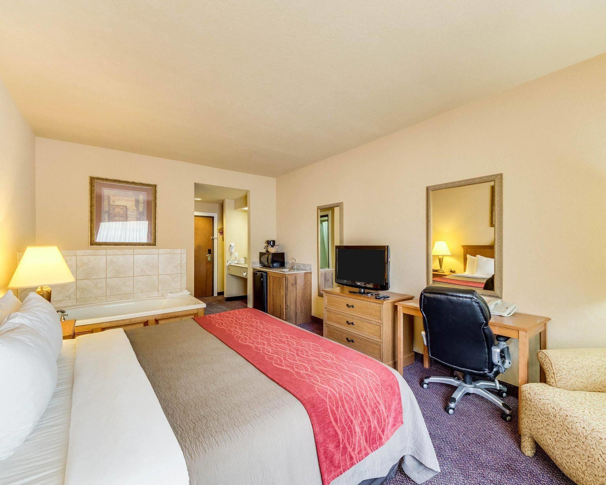 Comfort Inn & Suites And Suites Fredericksburg Eksteriør bilde